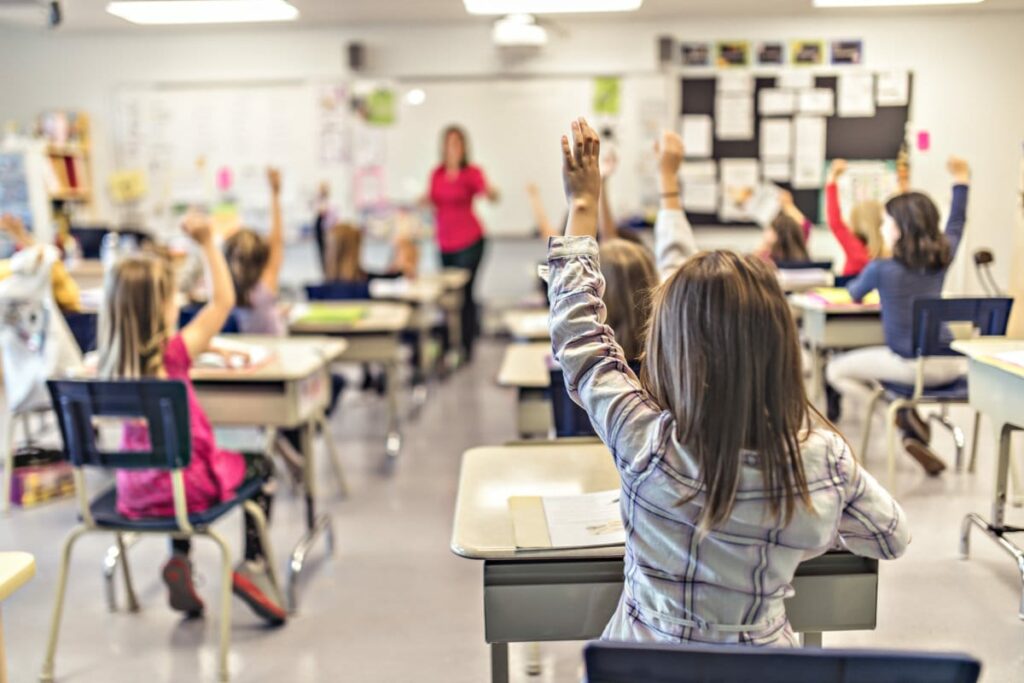 Kinder in der Klasse