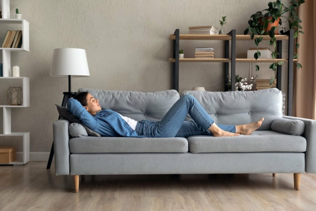Trockene Luft Luftbefeuchter Wohzimmer Luftfeuchte Wohnen Gesundheit Wohlbefinden Behaglichkeit