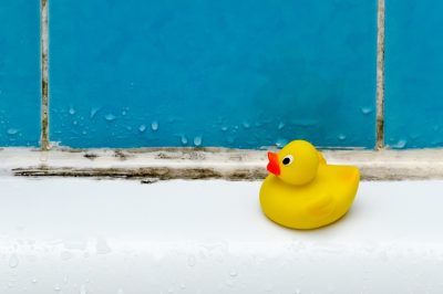 Silikonfugen im Badezimmer